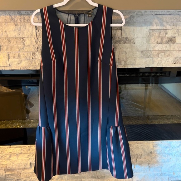 Halogen size Medium blue red striped sheath dress with accent hem - Picture 1 of 7